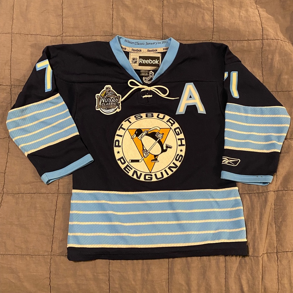 NHL Reebok Pittsburgh Penguins 71 Malkin Winter Classic jersey kids/small women